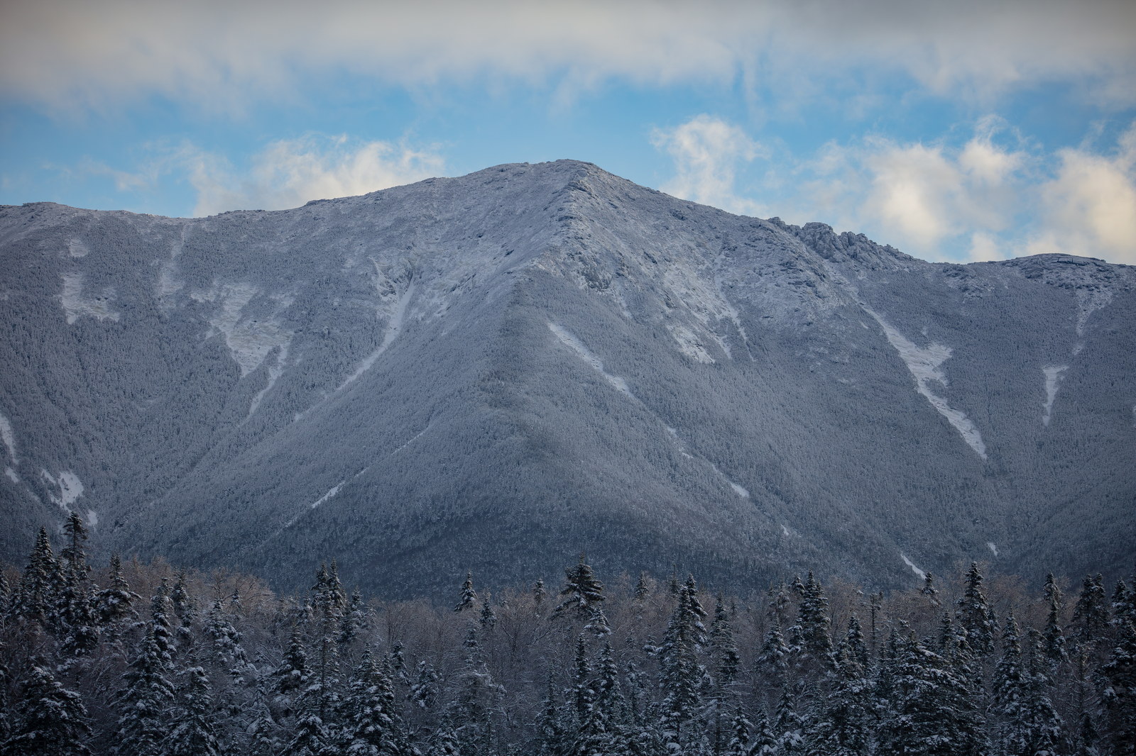Vue de Mont Lincoln dans les White Mountains