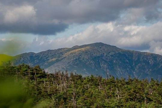 Franconia Ridge trail climbing toward the Mount Lafayette summit cone